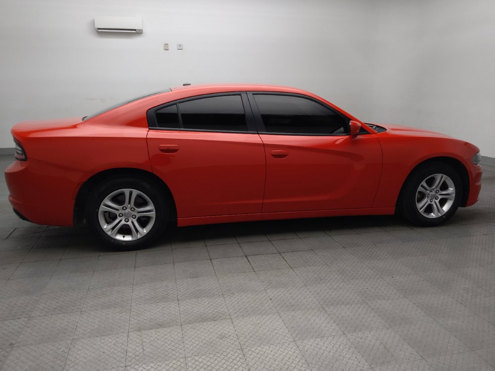 Used 2022 Dodge Charger SXT RWD image 10