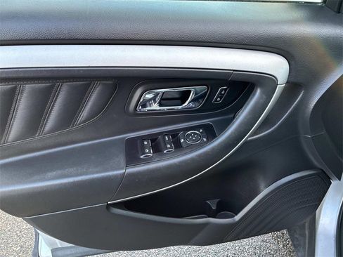 Used 2018 Ford Taurus SEL image 22