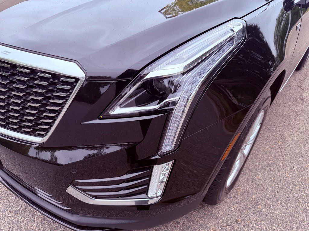 Used 2023 Cadillac XT5 Luxury FWD image 14