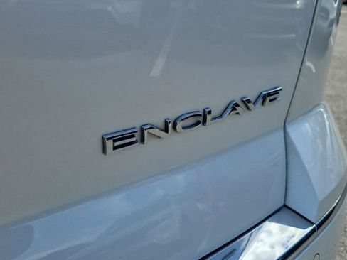 Used 2013 Buick Enclave Leather image 10