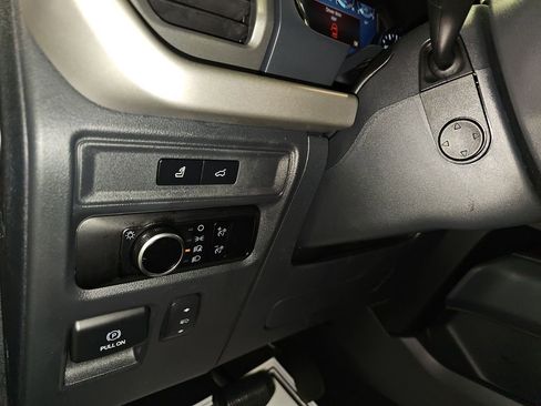 Used 2024 Ford Expedition Max XLT image 40