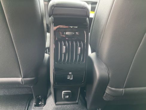 New 2025 Jeep Compass Latitude w/ Convenience Group AWD/4WD image 23