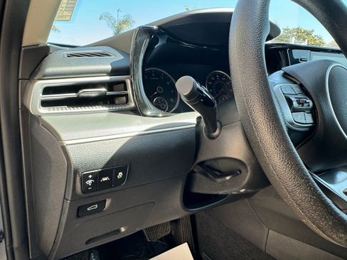 Used 2023 Kia K5 LXS image 17
