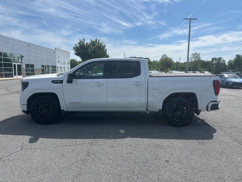 Used 2022 GMC Sierra 1500 Elevation w/ Preferred Package image 8