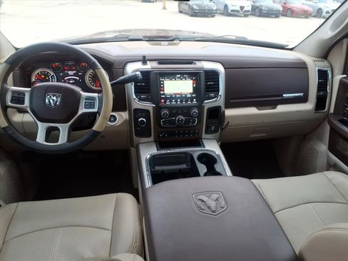 Used 2018 RAM 2500 Laramie image 13