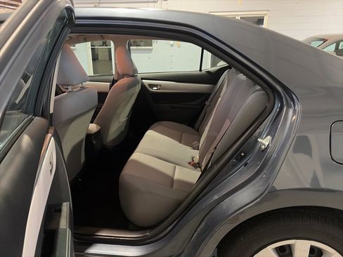 Used 2014 Toyota Corolla LE image 10