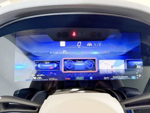 Used 2022 Mercedes-Benz EQS 580 4MATIC Sedan image 66