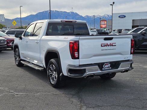 Used 2024 GMC Sierra 1500 SLE w/ Preferred Package AWD/4WD image 9