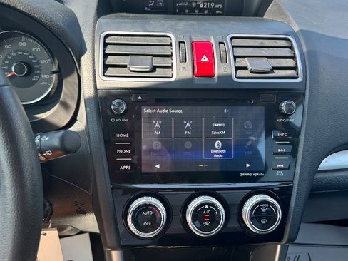 Used 2016 Subaru Forester 2.5i Limited w/ Popular Package #2 AWD/4WD image 12