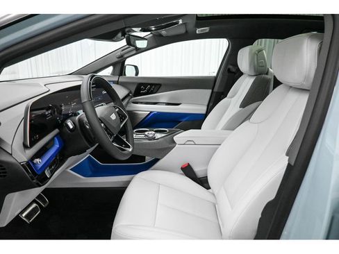 New 2026 Cadillac Optiq Sport 1 image 19