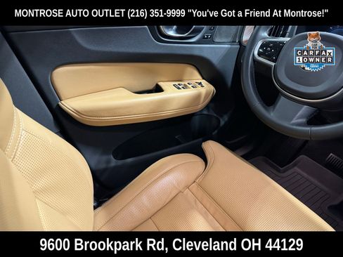 Used 2023 Volvo XC60 B5 Ultimate w/ Climate Package image 37