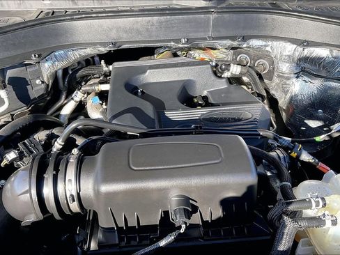 Used 2020 Ford Explorer XLT w/ Equipment Group 202A image 11