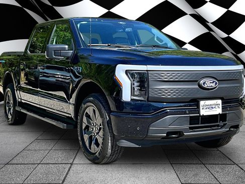 Used 2025 Ford F150 Lightning Flash AWD/4WD image 11
