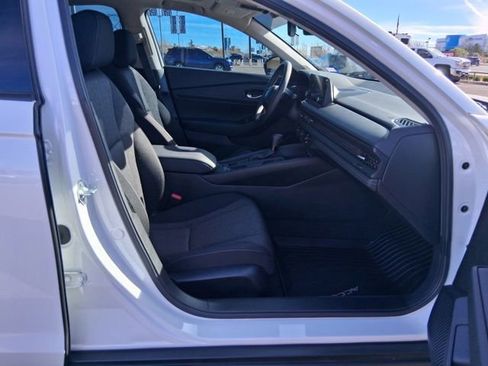 Used 2025 Honda Accord SE image 13