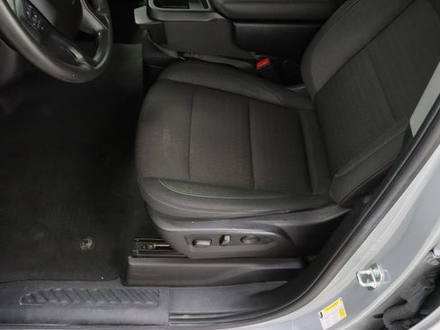 Used 2024 Chevrolet Silverado 1500 Custom RWD image 15