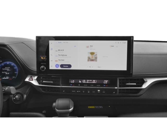 New 2026 Toyota Sienna XLE Woodland Edition AWD/4WD image 12