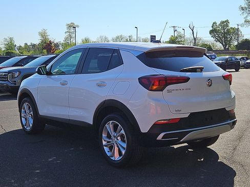 Certified 2023 Buick Encore GX Preferred w/ Cold Weather Comfort Package AWD/4WD image 4