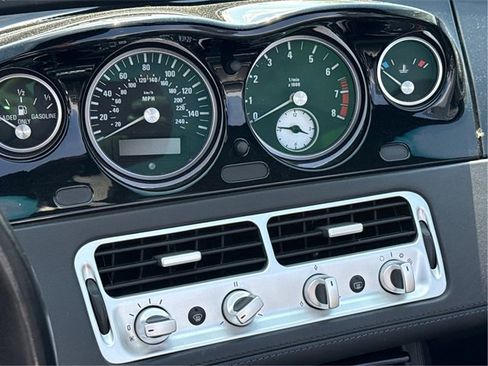 Used 2002 BMW Z8 image 13