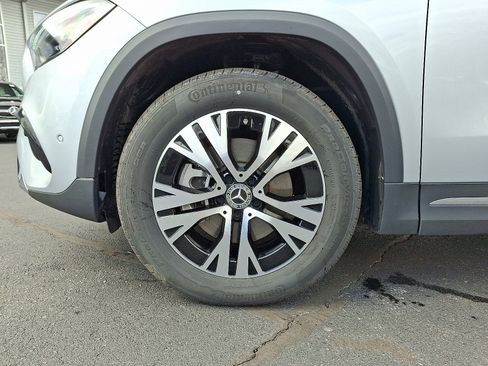 Certified 2026 Mercedes-Benz GLA 250 4MATIC image 8