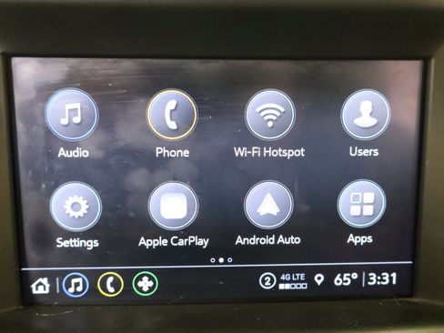 Used 2022 GMC Terrain SLT w/ LPO, Floor Liner Package AWD/4WD image 21