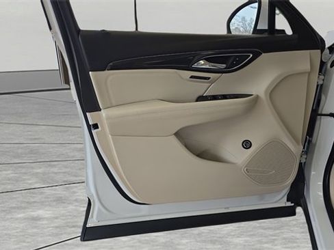 Used 2022 Buick Envision Essence w/ Safety Package image 26