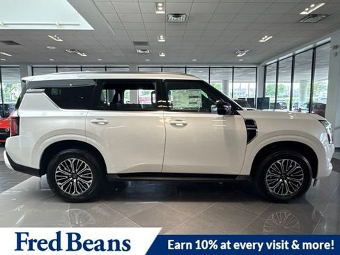 New 2026 Nissan Armada SL w/ Captain's Chari Seat Package AWD/4WD image 10