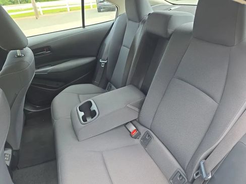 Used 2023 Toyota Corolla LE FWD image 35