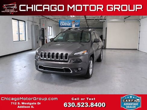 Used 2018 Jeep Cherokee Limited AWD/4WD image 1