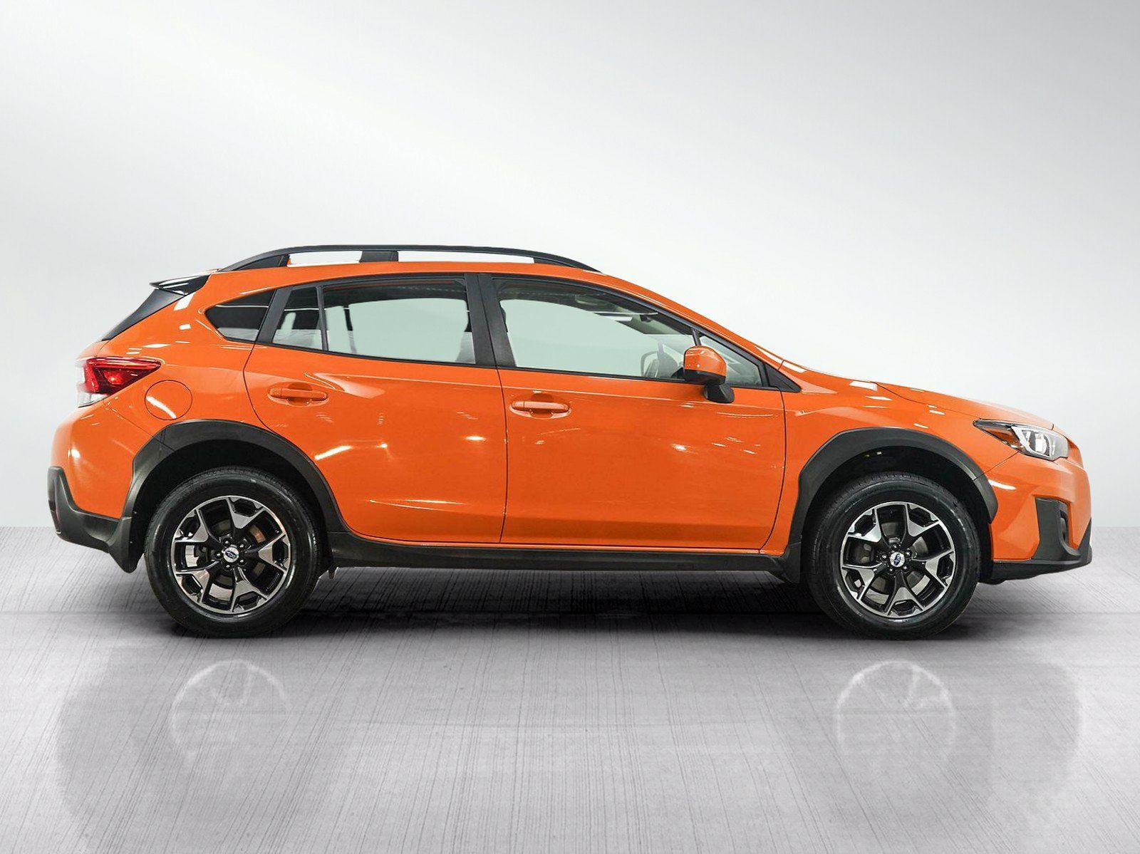 Used 2018 Subaru Crosstrek 2.0i Premium w/ Moonroof Package AWD/4WD image 6