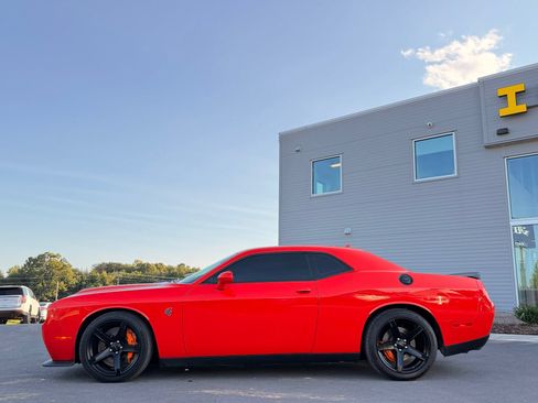 Used 2022 Dodge Challenger SRT Hellcat w/ Plus Package RWD image 21