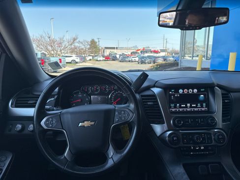 Used 2019 Chevrolet Tahoe LS AWD/4WD image 2