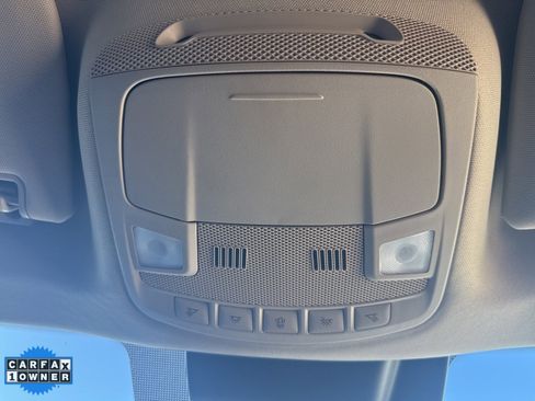 Used 2021 Ford Expedition XLT image 23