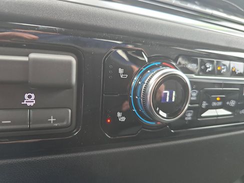 New 2026 GMC Sierra 1500 Elevation image 29