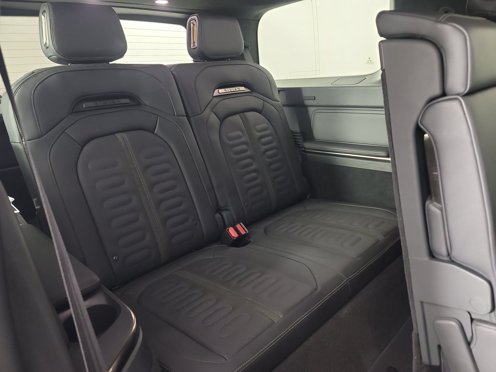Used 2023 Rivian R1S Adventure Quad AWD/4WD image 25