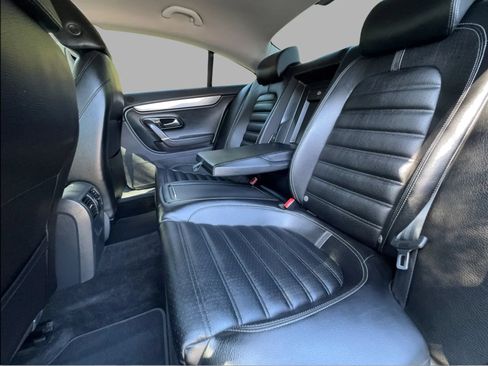 Used 2012 Volkswagen CC Lux Limited FWD image 34