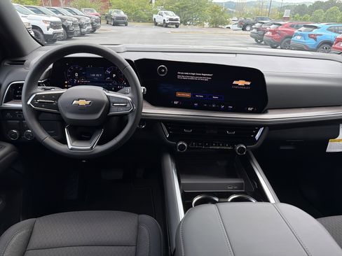 New 2026 Chevrolet Suburban LS RWD image 23