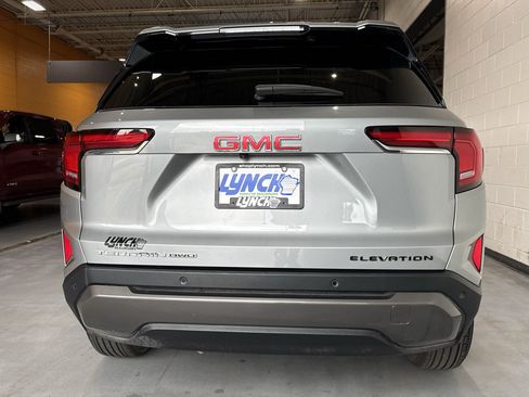 Used 2026 GMC Terrain Elevation AWD/4WD image 4