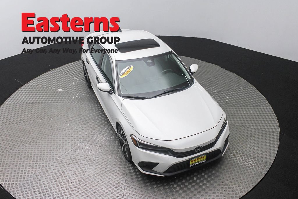 Used 2022 Honda Civic Touring image 4