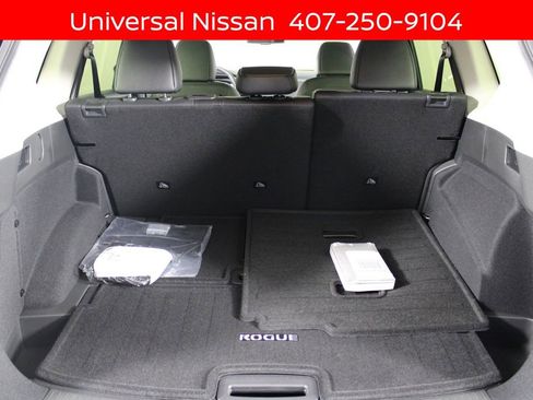 New 2026 Nissan Rogue Platinum image 12