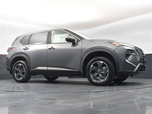 New 2026 Nissan Rogue SV image 37