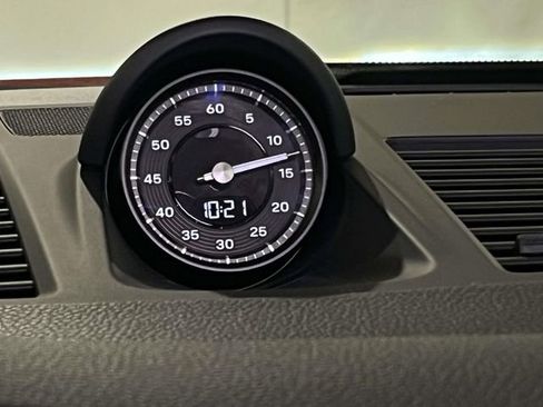 Certified 2021 Porsche 911 Carrera 4S image 33