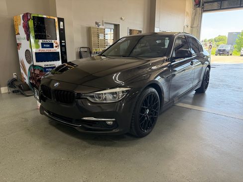 Used 2016 BMW 340i xDrive Sedan AWD/4WD image 2