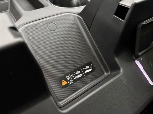 New 2026 GMC Sierra 1500 Elevation w/ Elevation Premium Package image 30