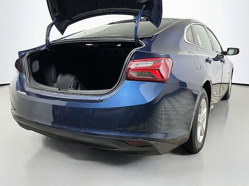 Used 2022 Chevrolet Malibu LT FWD image 25