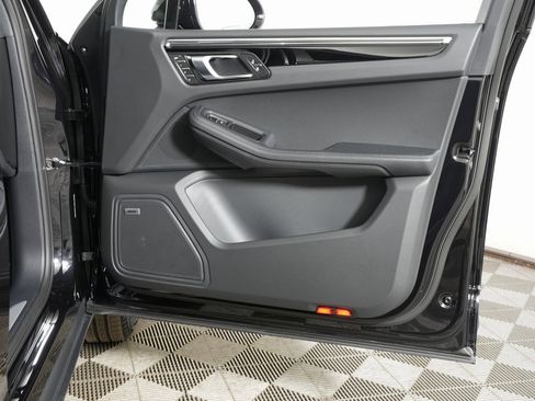 New 2026 Porsche Macan S image 35