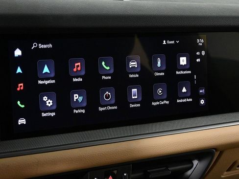 Certified 2025 Porsche Cayenne Coupe image 13