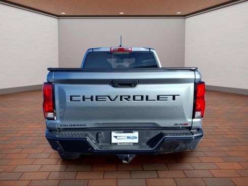 Used 2024 Chevrolet Colorado ZR2 w/ ZR2 Convenience Package III image 7