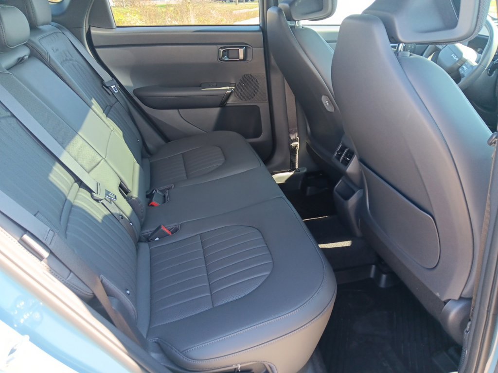 Used 2027 Kia Seltos X-Line SX AWD/4WD image 21