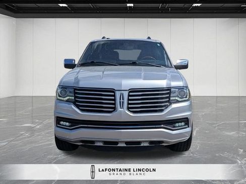 Used 2017 Lincoln Navigator Select AWD/4WD image 8