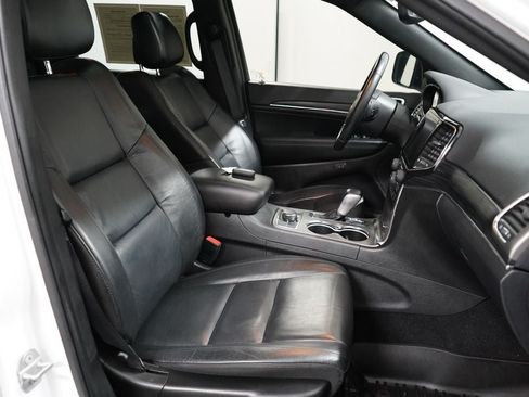 Used 2021 Jeep Grand Cherokee Limited w/ Premium Lighting Group AWD/4WD image 24